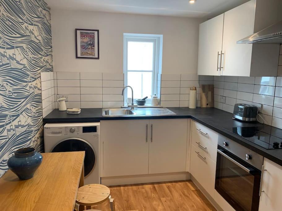 Gorgeous Seaside Getaway. Apartman Hastings Kültér fotó